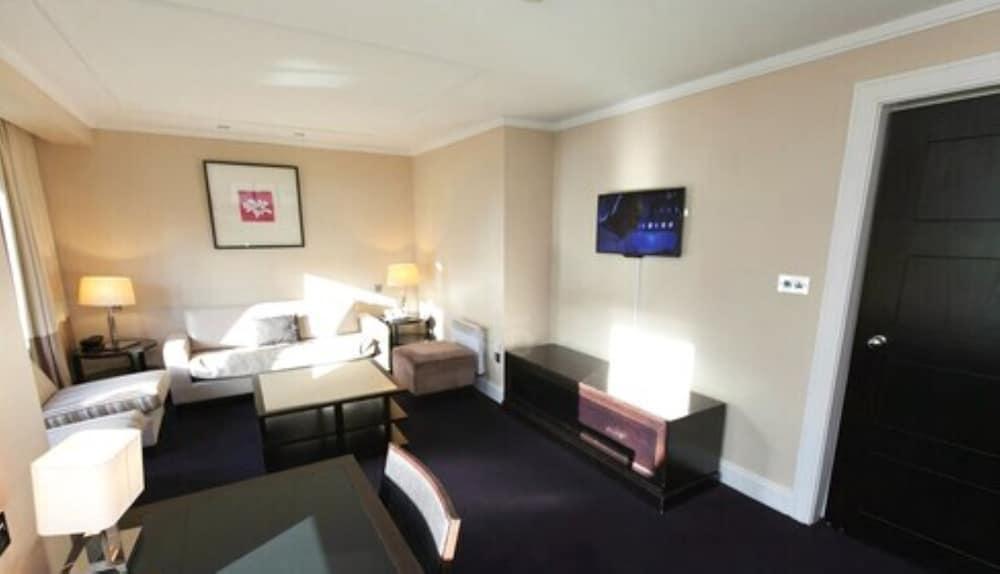 Shamrock Lodge Hotel 애슬론 외부 사진