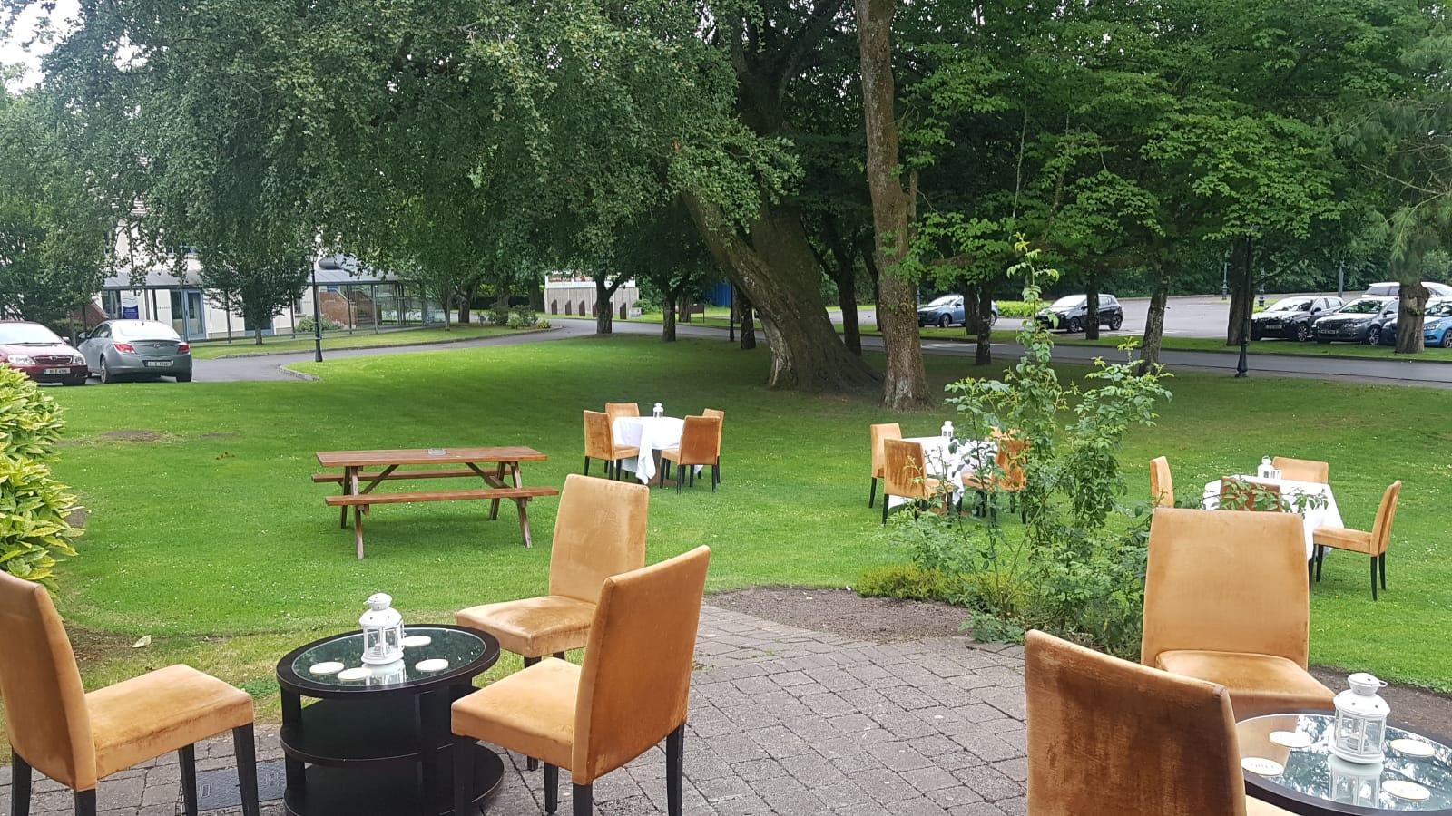 Shamrock Lodge Hotel 애슬론 외부 사진